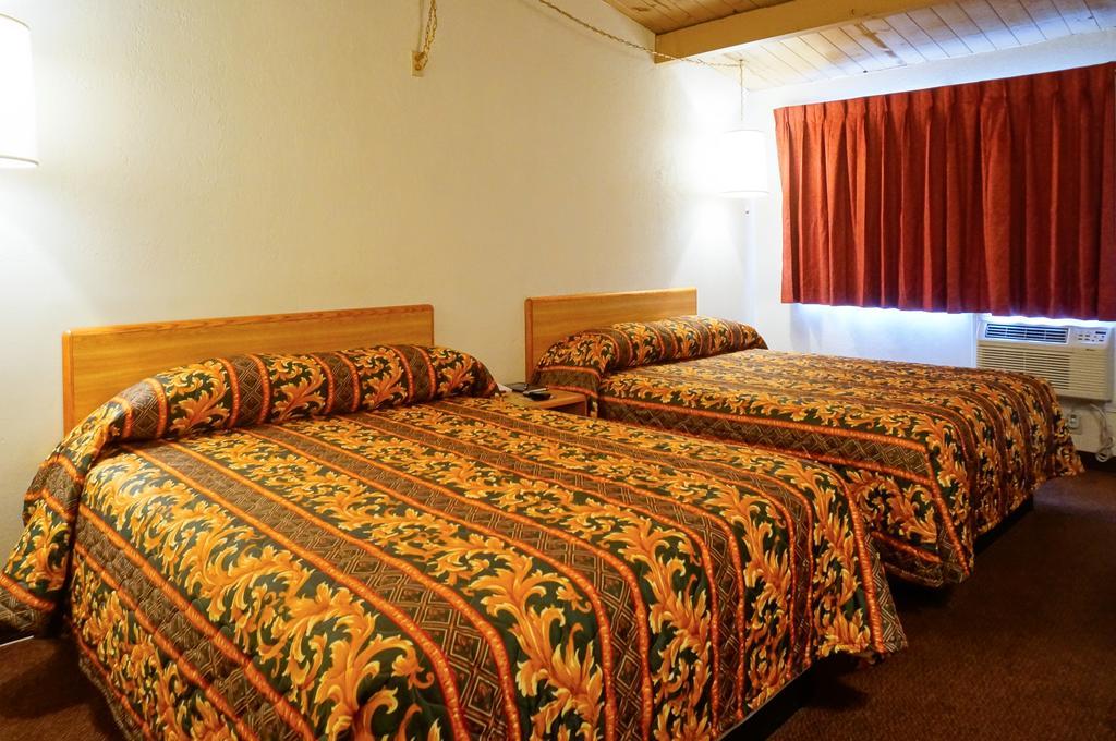 Ez 8 Motel San Jose II Zewnętrze zdjęcie