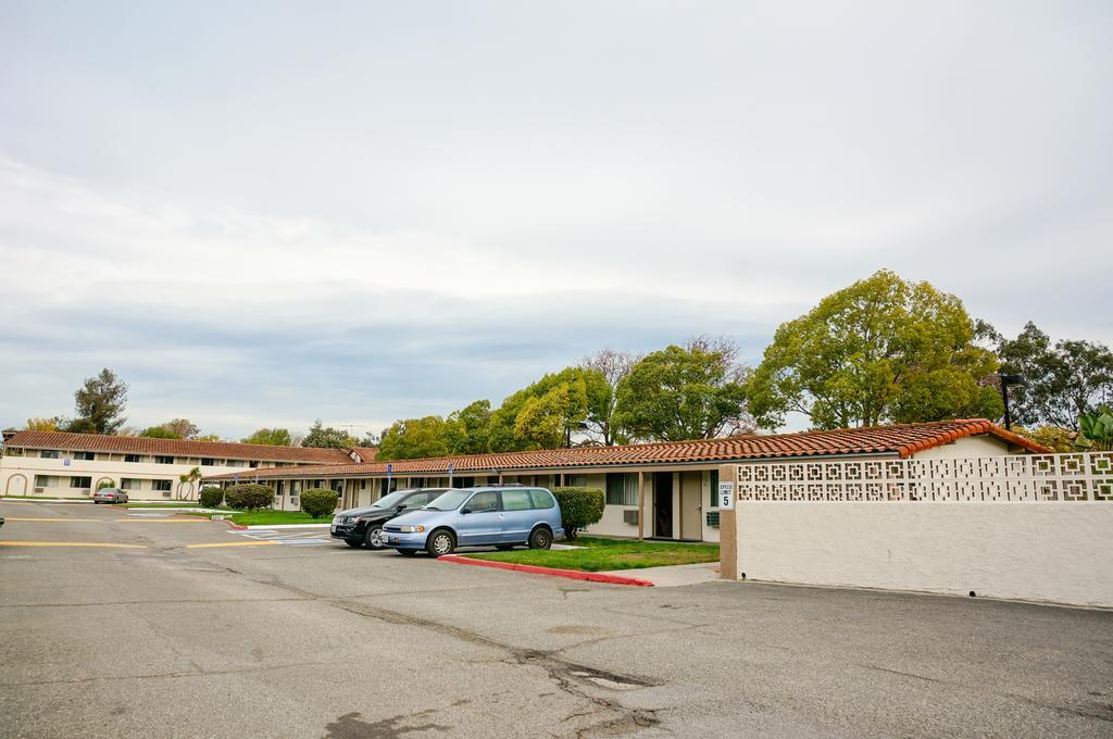 Ez 8 Motel San Jose II Zewnętrze zdjęcie