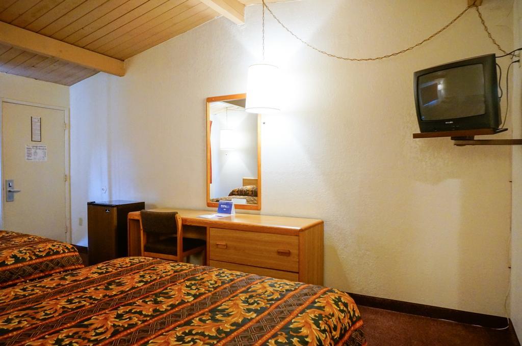 Ez 8 Motel San Jose II Zewnętrze zdjęcie