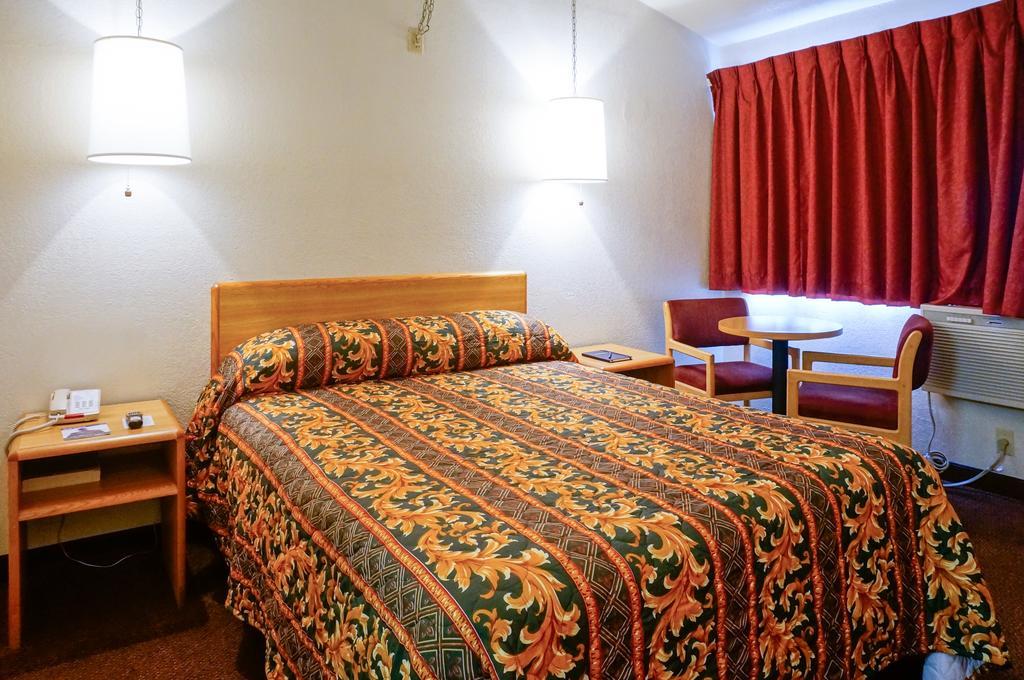 Ez 8 Motel San Jose II Zewnętrze zdjęcie